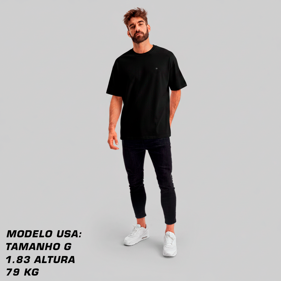 Camiseta Oversized Preta - Suedine